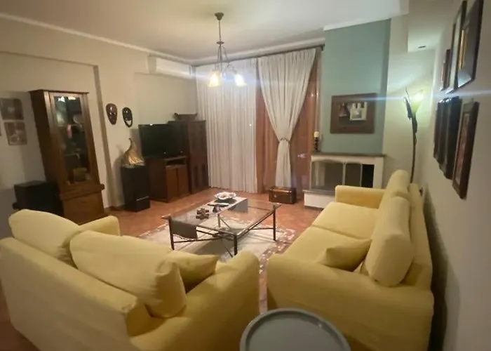 όμορφο, άνετο ζεστά διακοσμημένο Apartment
