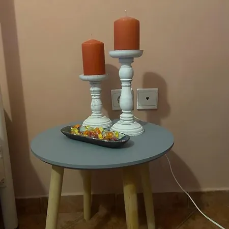 όμορφο, άνετο ζεστά διακοσμημένο شقة