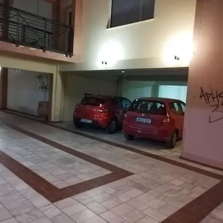 Apartment όμορφο, άνετο ζεστά διακοσμημένο *