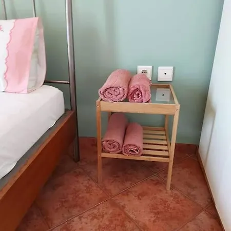 όμορφο, άνετο ζεστά διακοσμημένο Apartment *