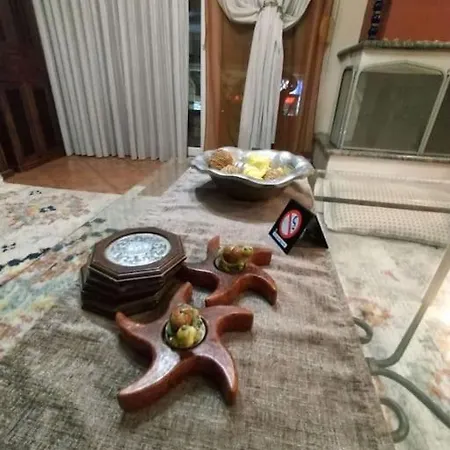 όμορφο, άνετο ζεστά διακοσμημένο Apartment *